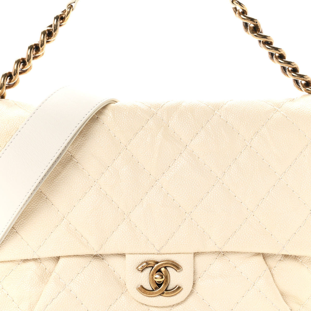 Crumpled Grained Calfskin Medium Coco Pleats Messenger Flap Dark White