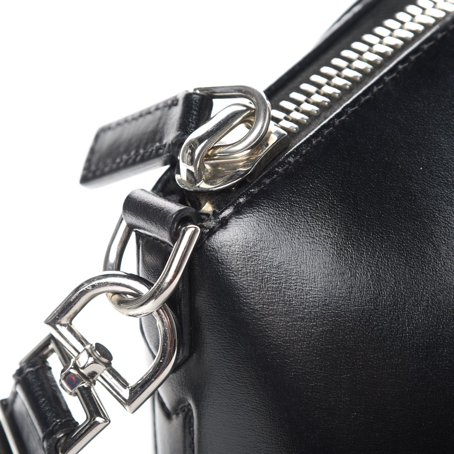 Shiny Lord Calfskin Medium Antigona Black
