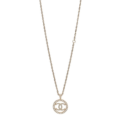 Chanel Pearl CC Round Pendant Necklace Gold 1 of 4