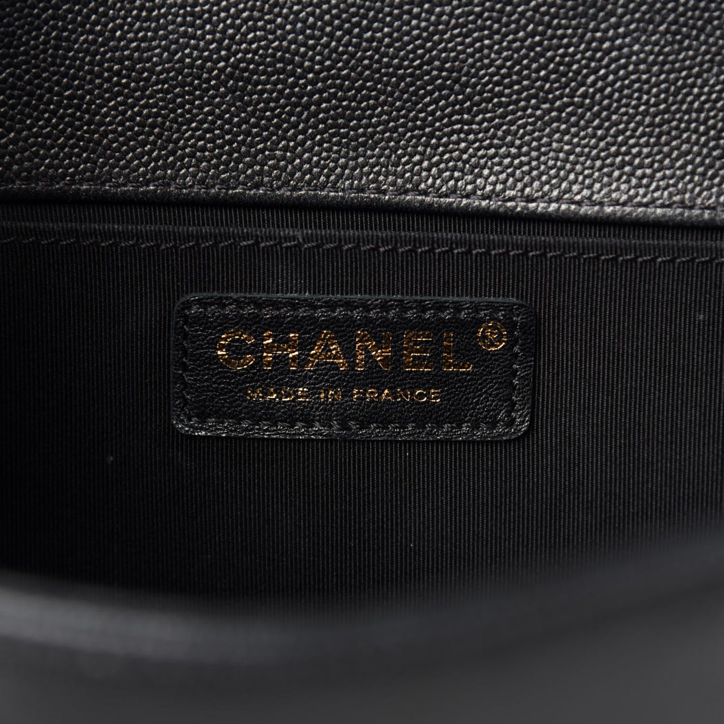 Caviar Quilted Medium Boy Flap Black