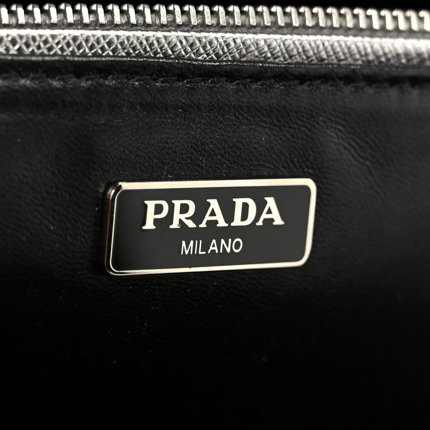 Metallic Saffiano Frame Clutch Cromo