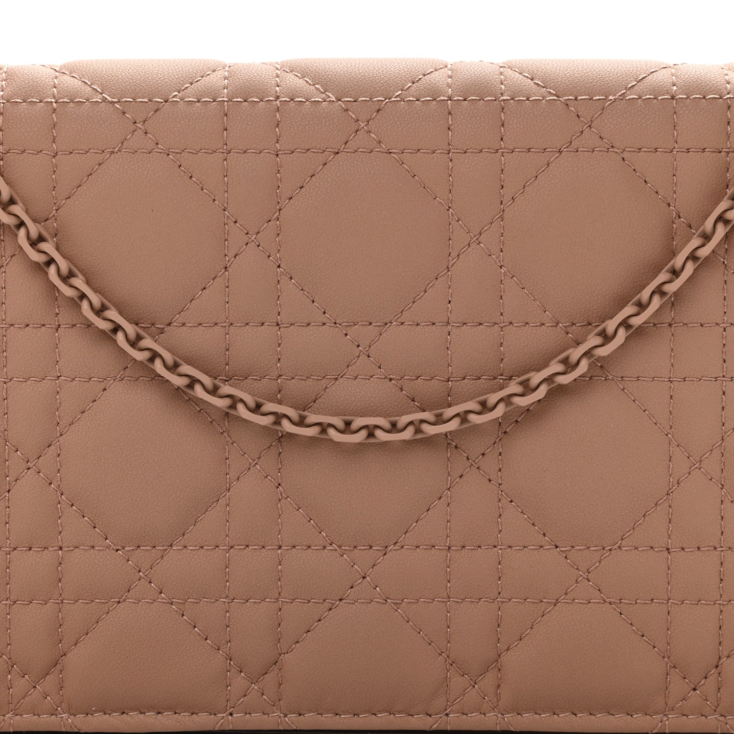 Christian Dior Ultra Matte Calfskin Cannage Lady Dior Clutch Fard 14 of 18