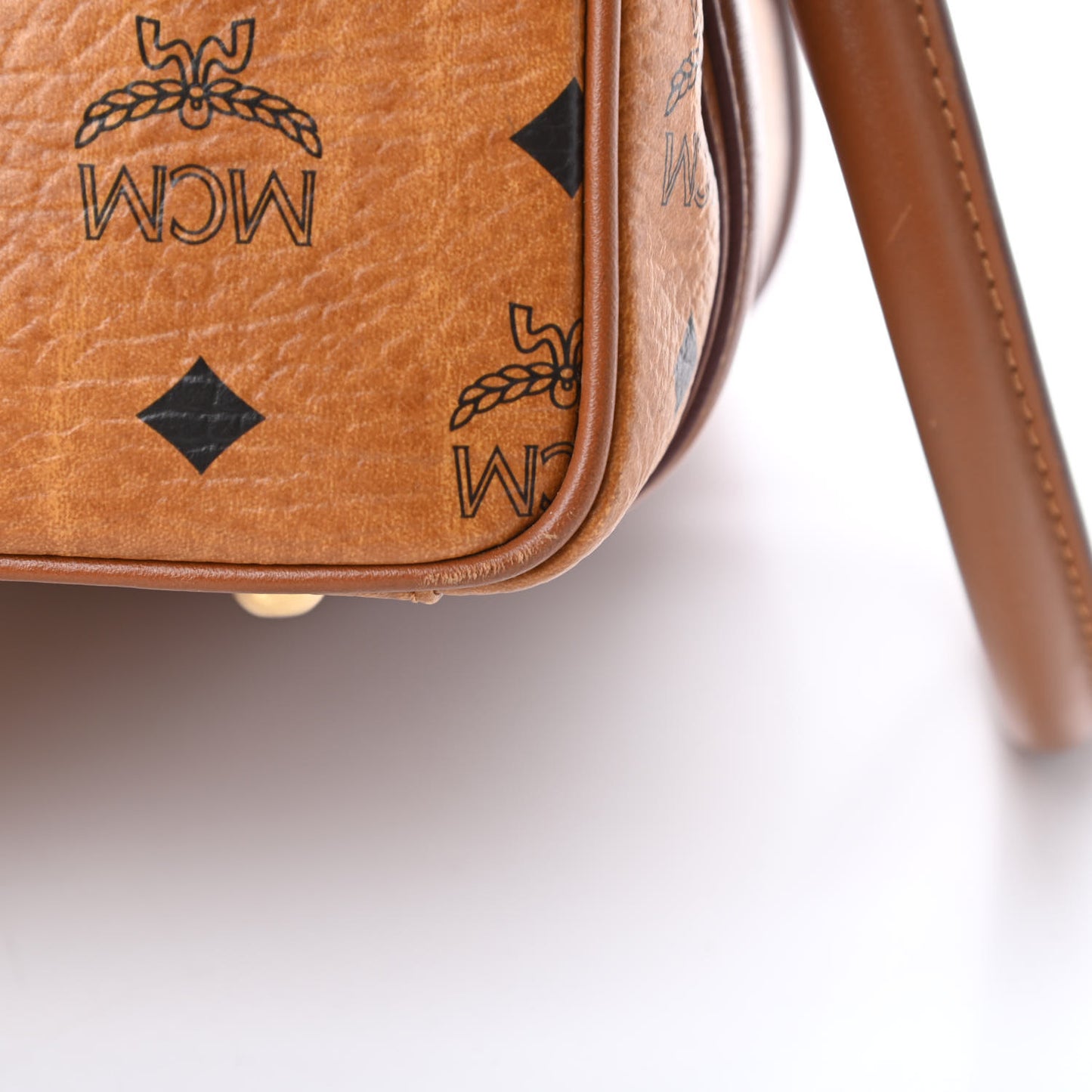 Visetos Small Boston Bag Cognac