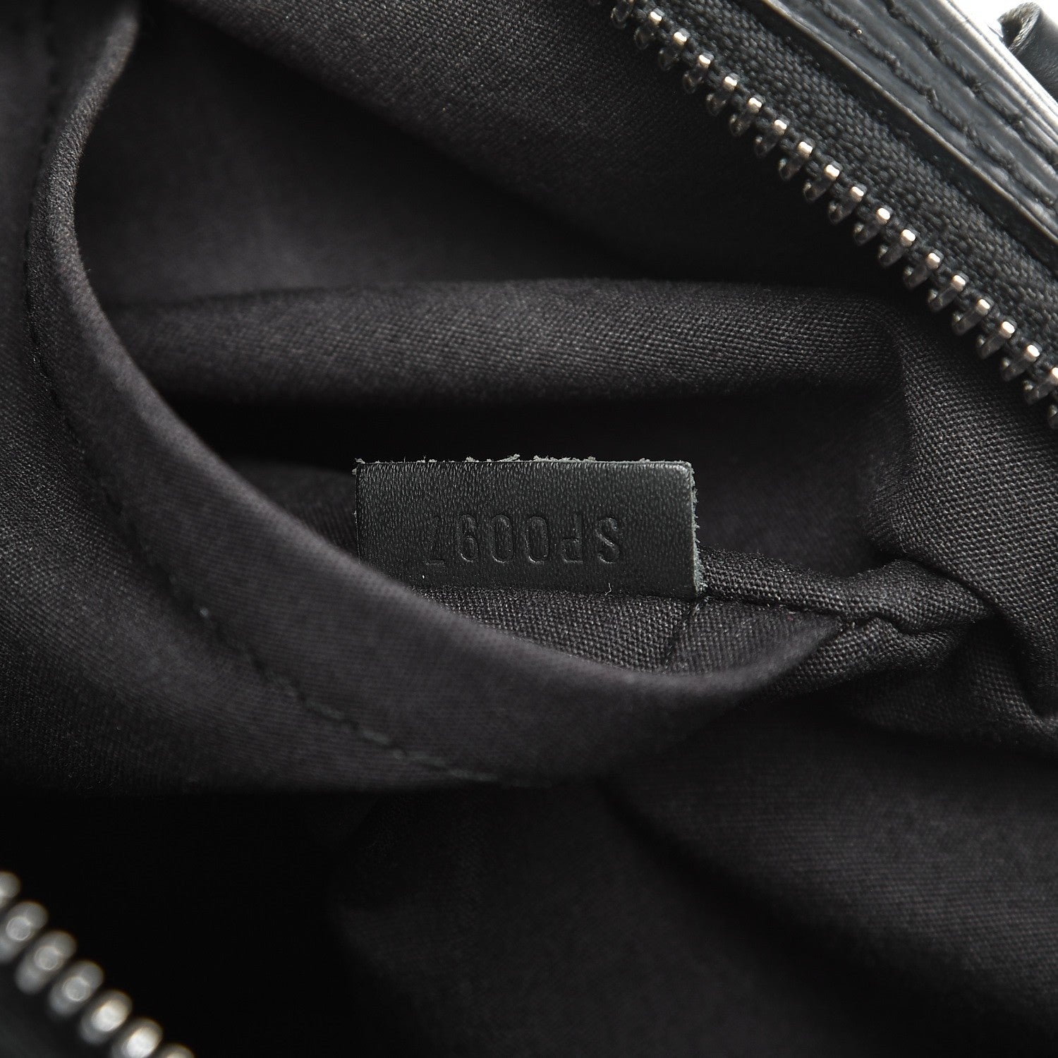 Louis Vuitton Epi Speedy 25 Black 7 of 12