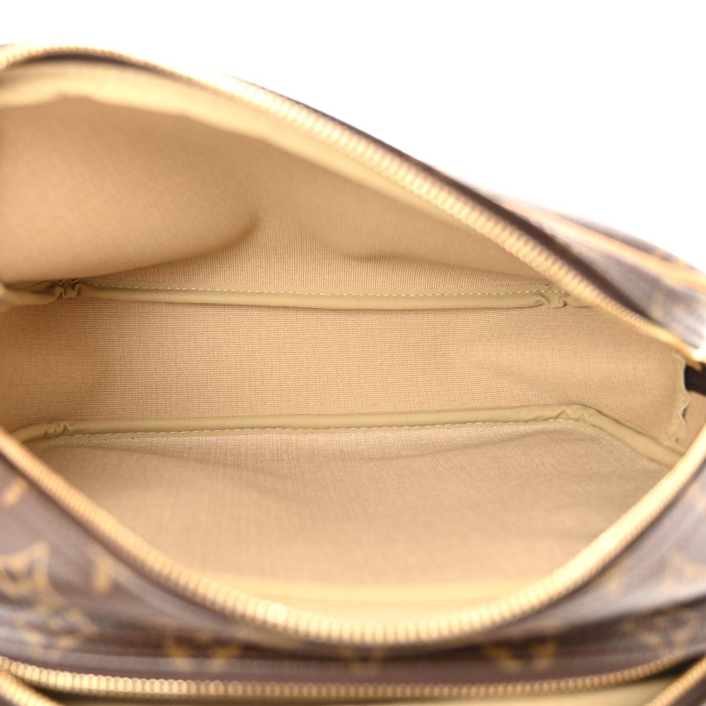 LOUIS VUITTON Monogram Reporter PM
