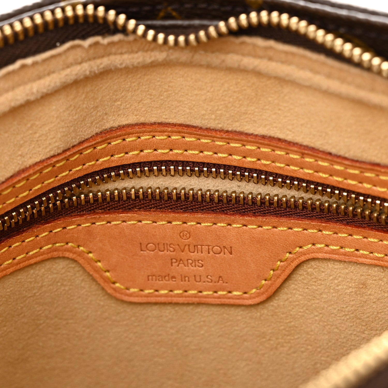 Louis Vuitton Monogram Looping MM 6 of 12