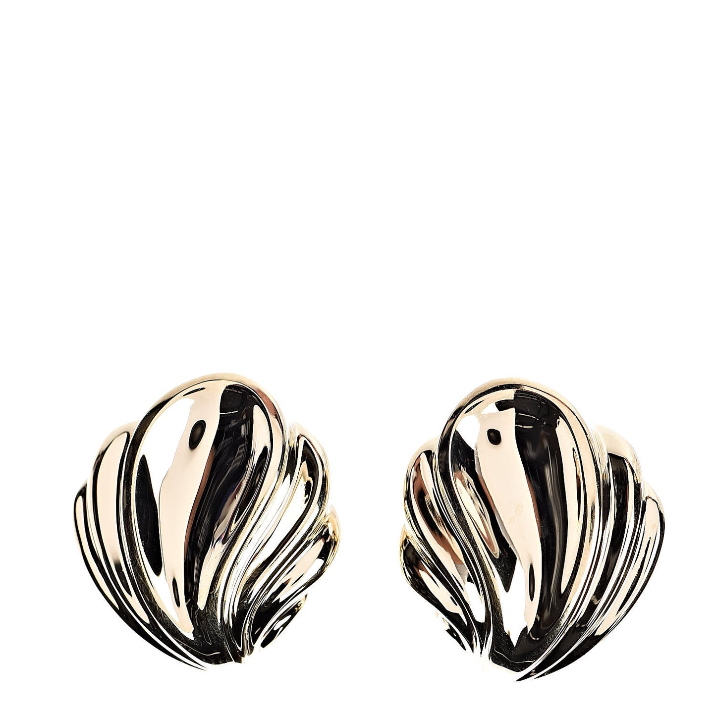 18K Yellow Gold Shell Clip On Earrings