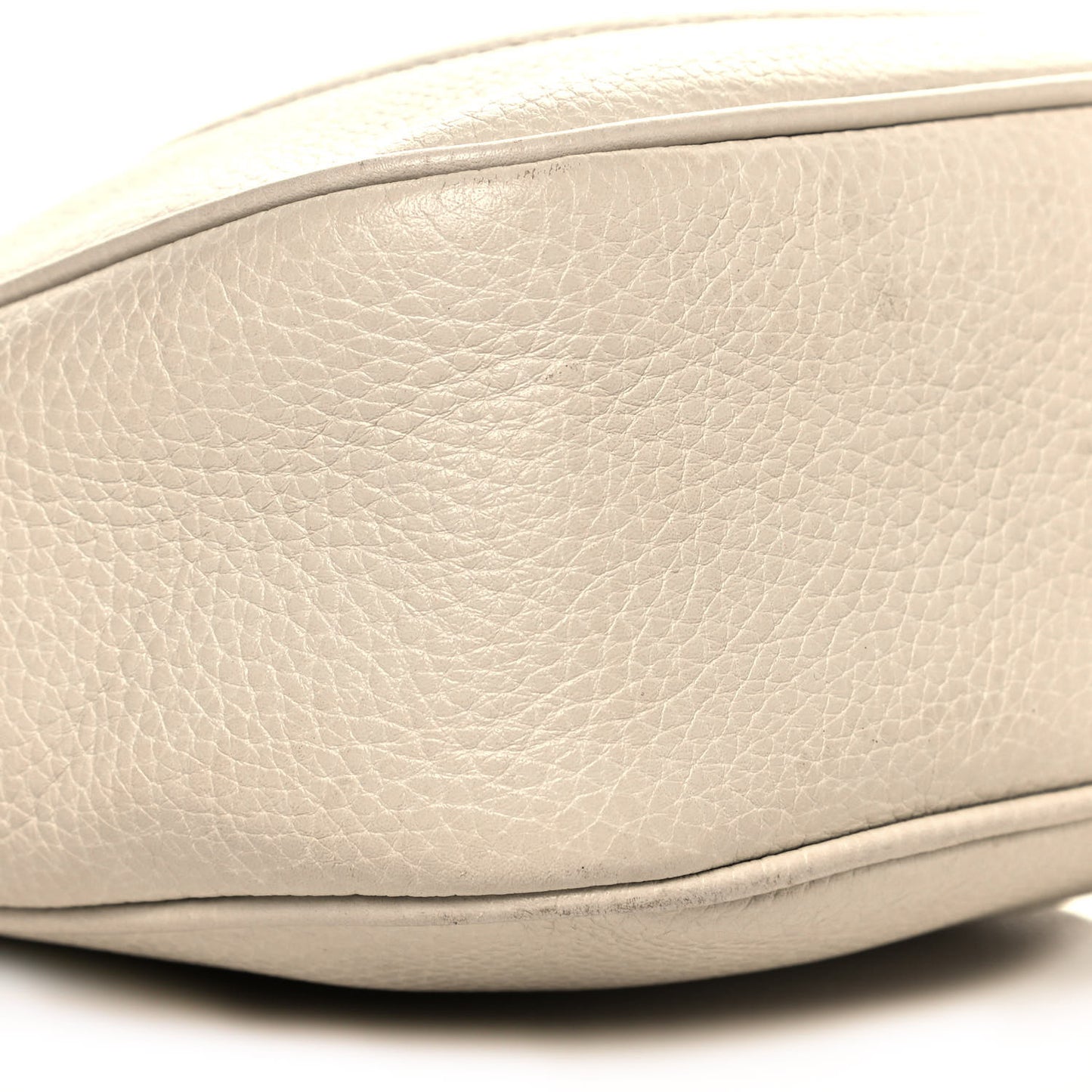 Pebbled Calfskin Small Soho Disco Bag Off White