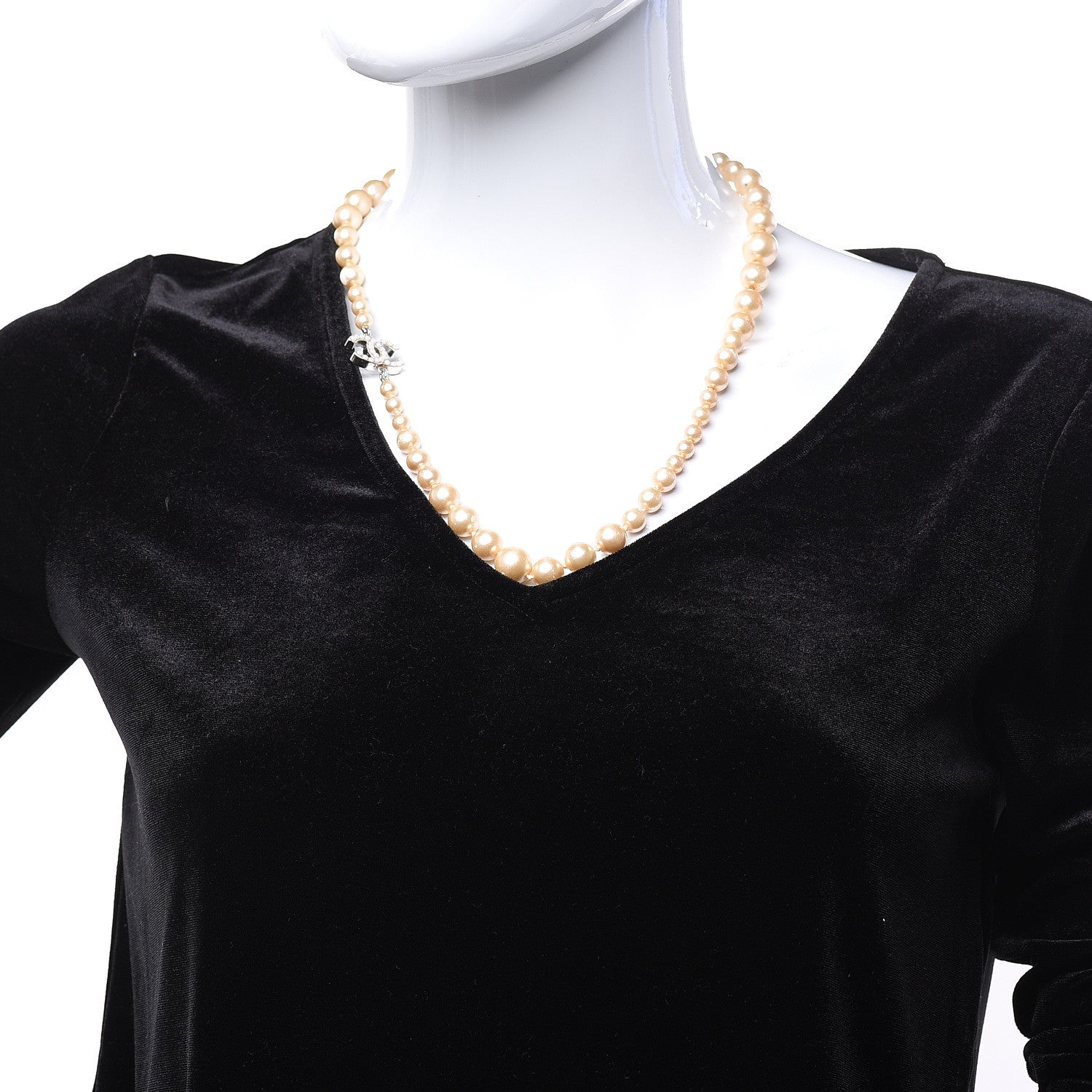 Chanel Pearl CC Short Necklace Silver 2 of 6