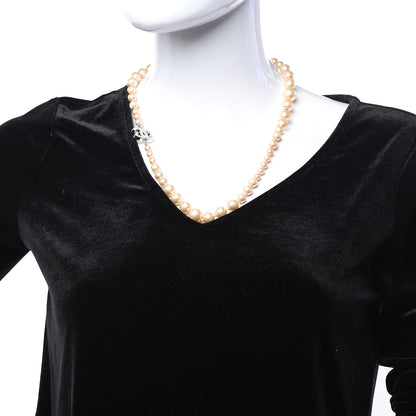 Chanel Pearl CC Short Necklace Silver 2 of 6