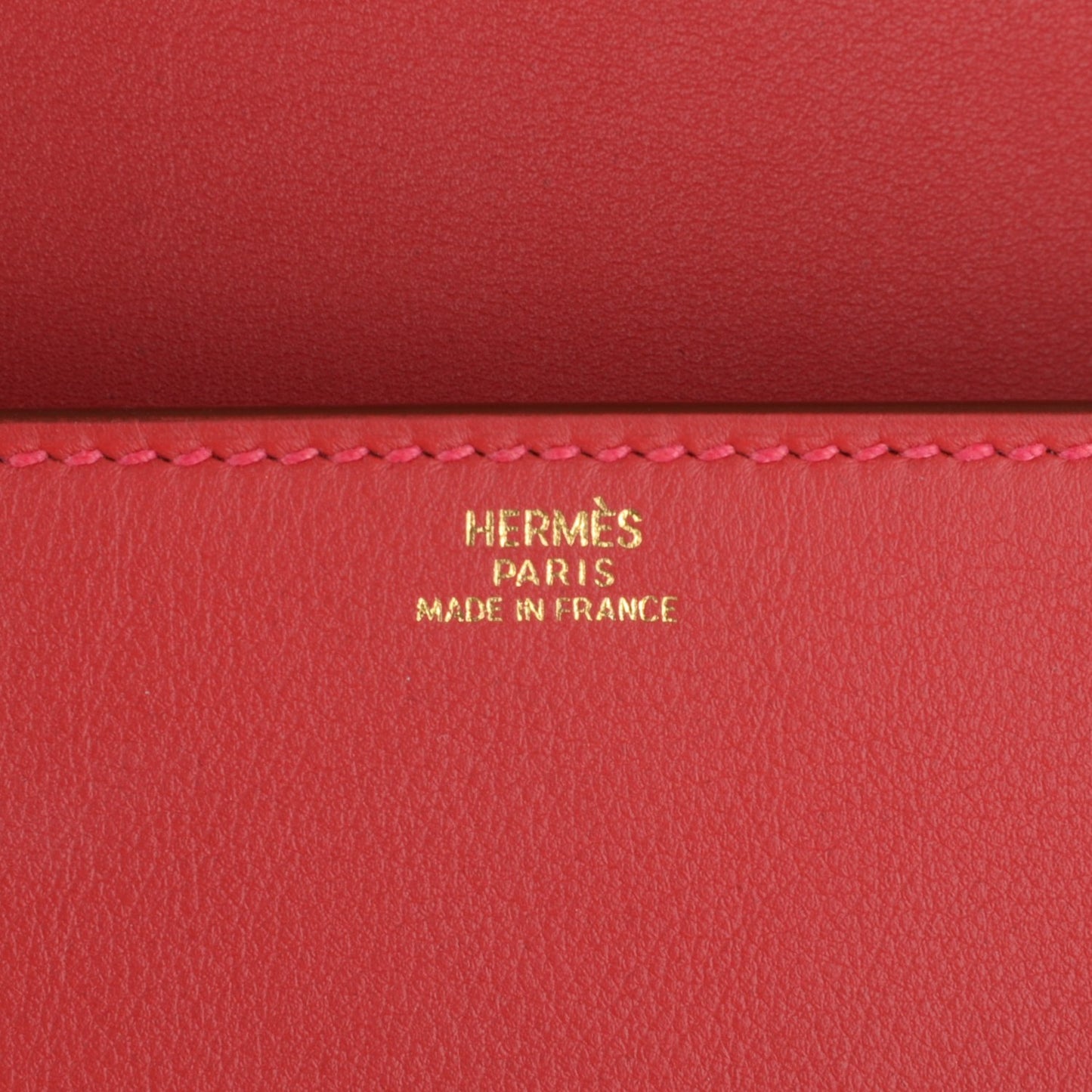 Tadelakt Medor 23 Clutch Vermillion