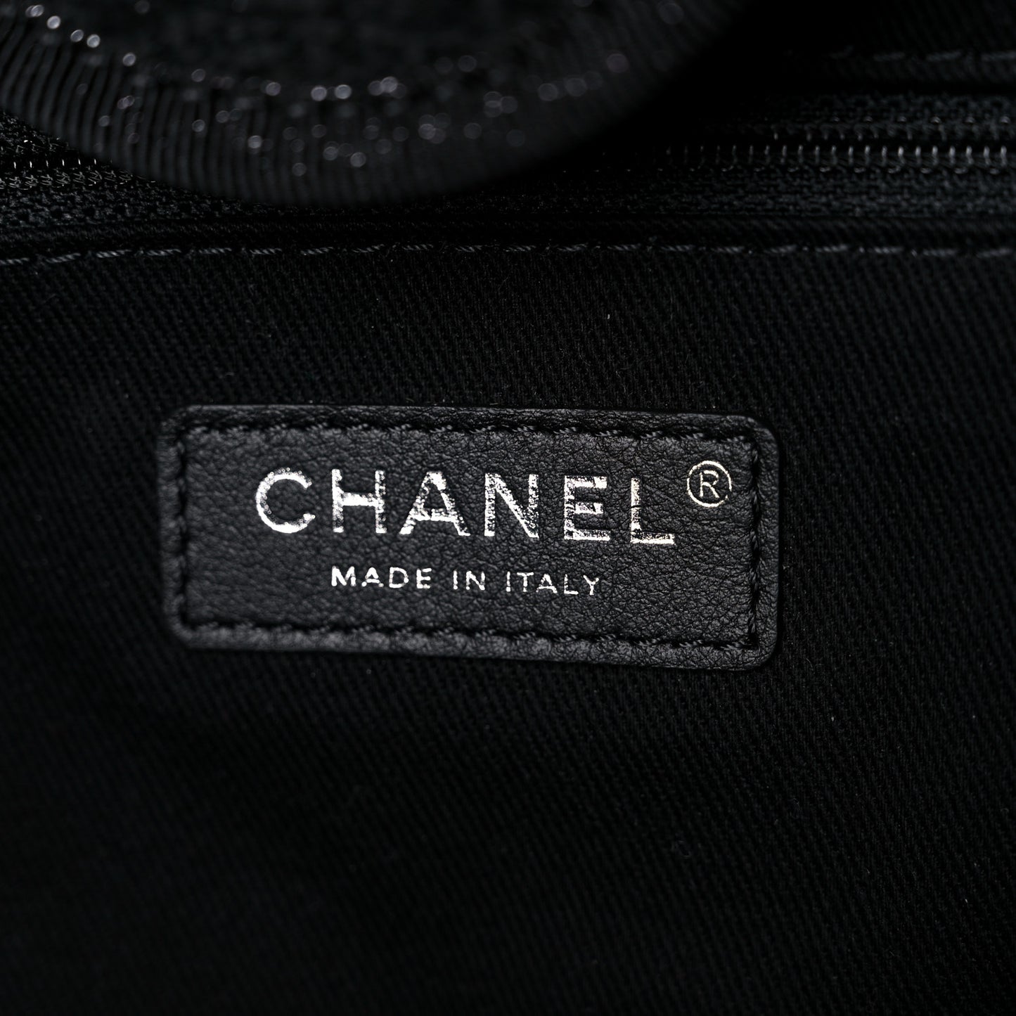 Lurex Boucle Medium Deauville Tote Black