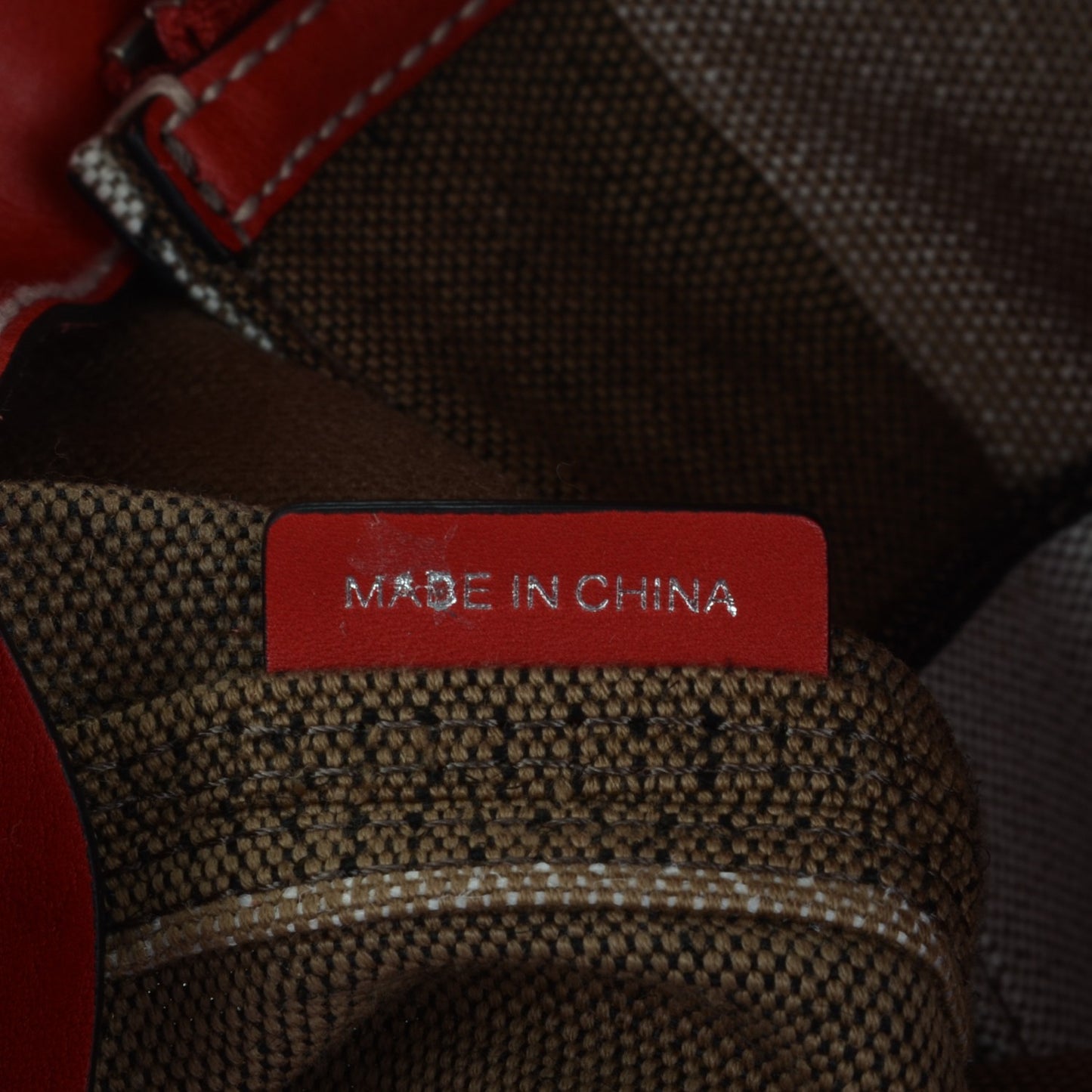 Canvas Mega Check Medium Susanna Hobo Cadmium Red