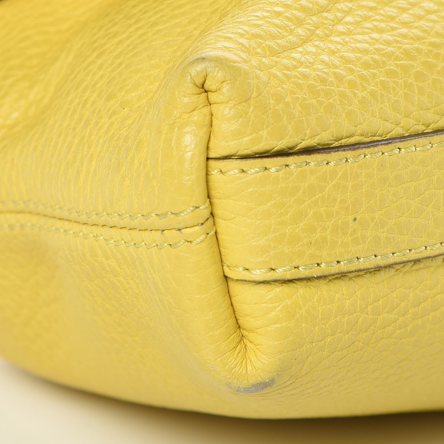 Alexander McQueen Grainy Calfskin Padlock Skull Clutch Yellow 8 of 9