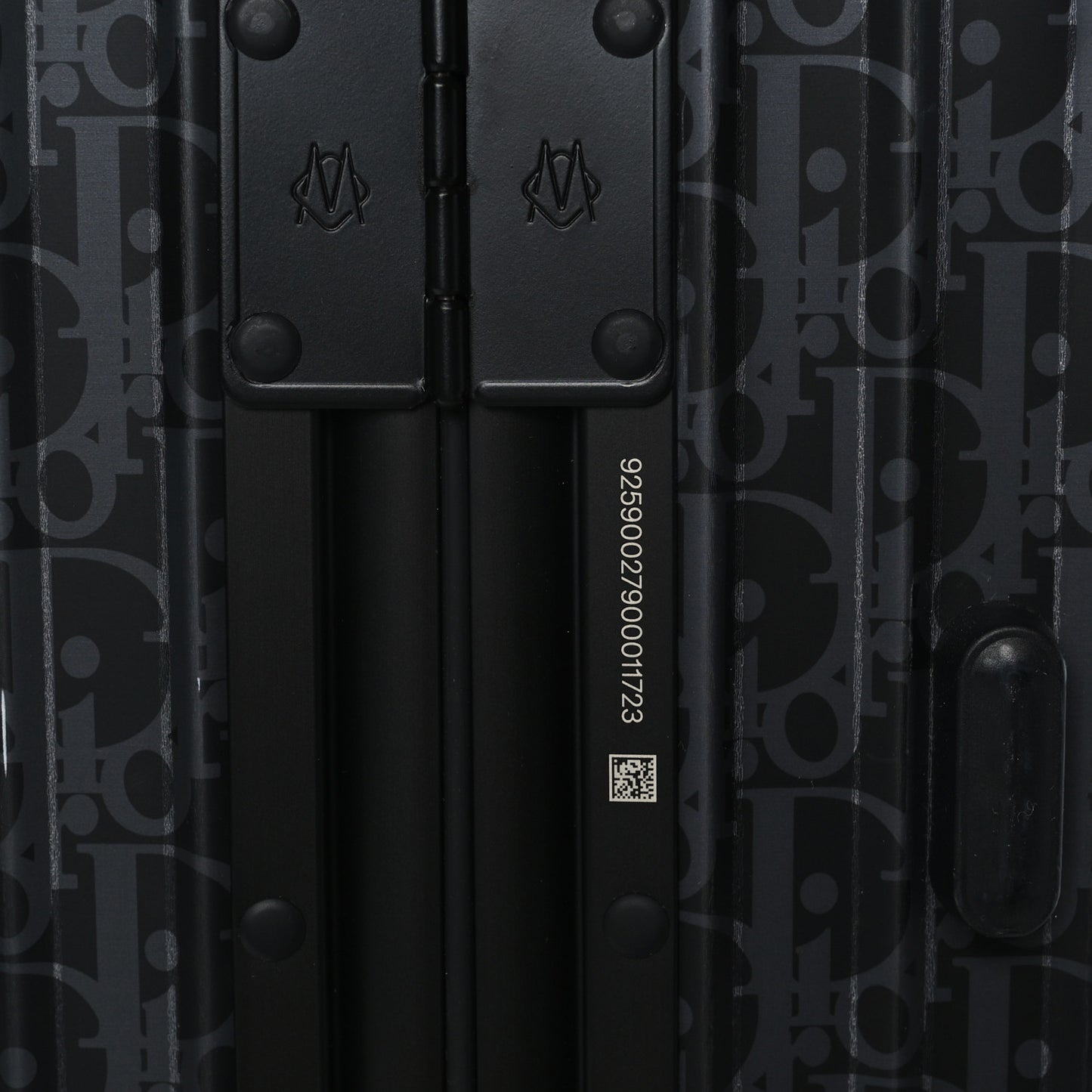 X RIMOWA Aluminum Gradient Cabin Luggage Black