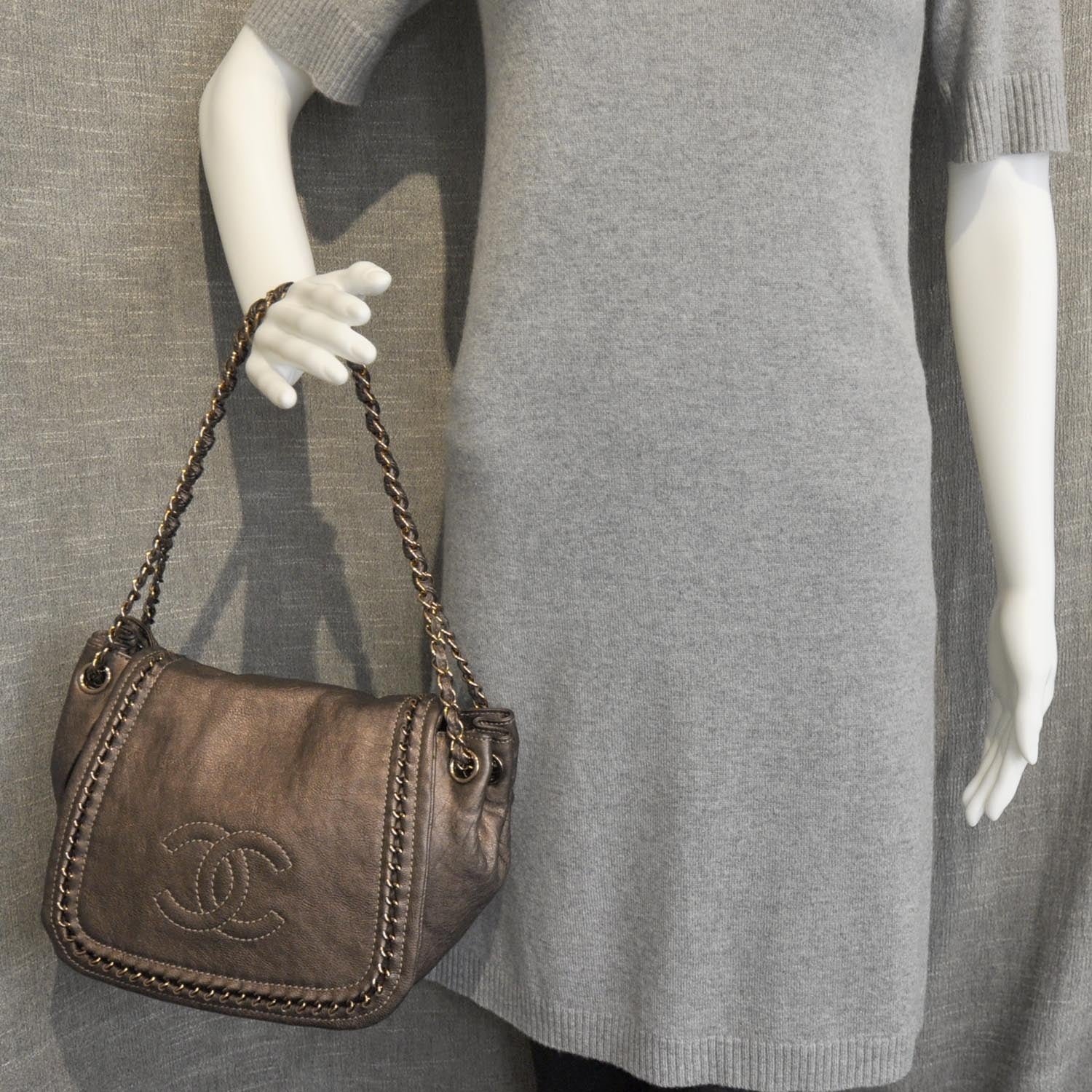 Chanel Luxe Ligne Flap Bag Bronze 3 of 13
