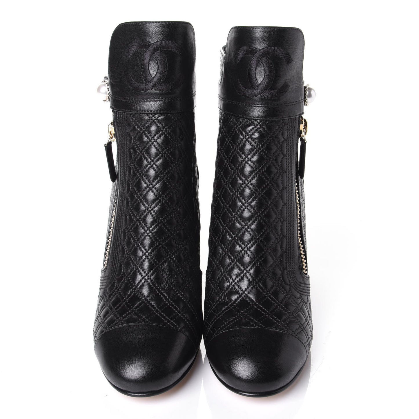 Lambskin Quilted Pearl CC Cap Toe Short Boots 39.5 Black