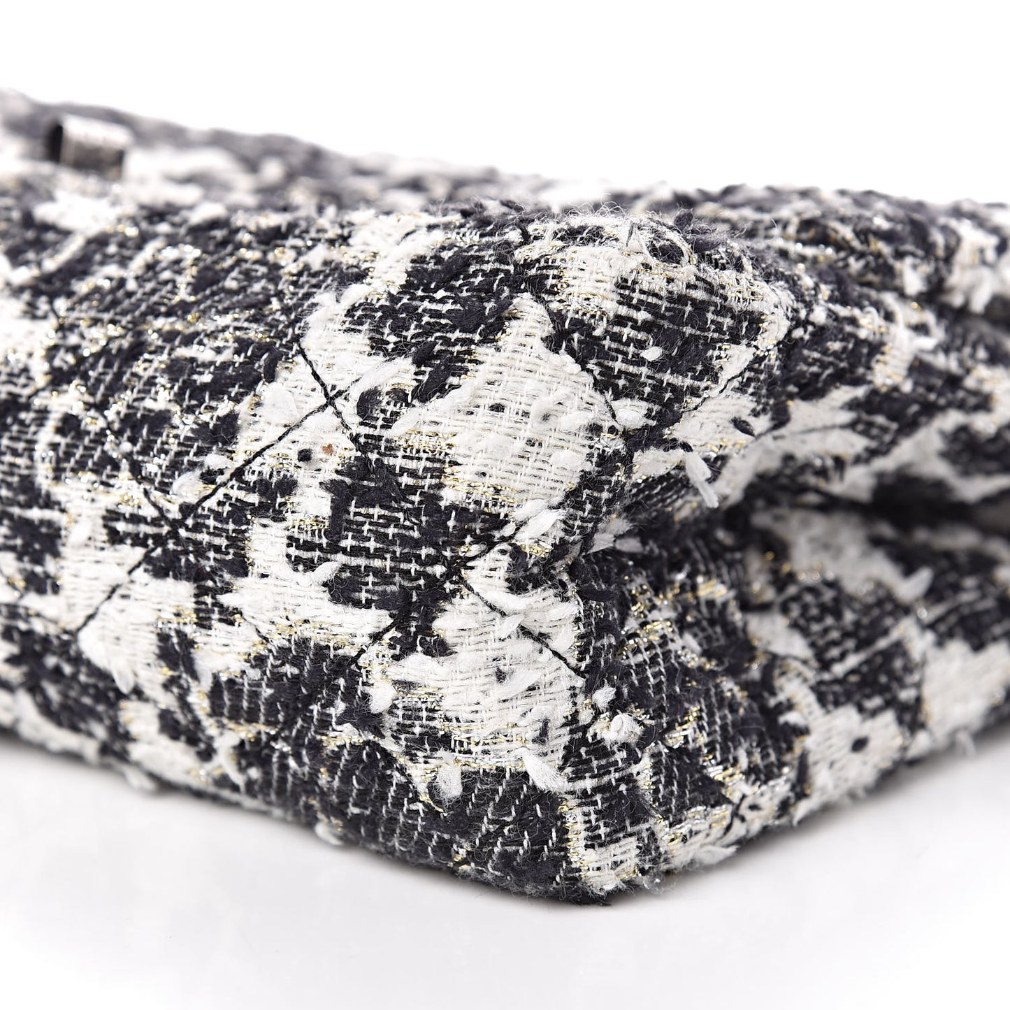Tweed Camellia Quilted 2.55 Reissue 226 Flap Ecru