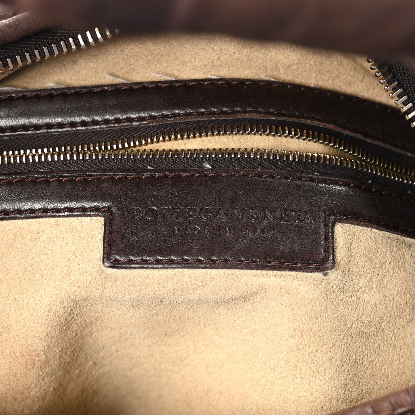 Nappa Intrecciato Medium Veneta Hobo Ebano
