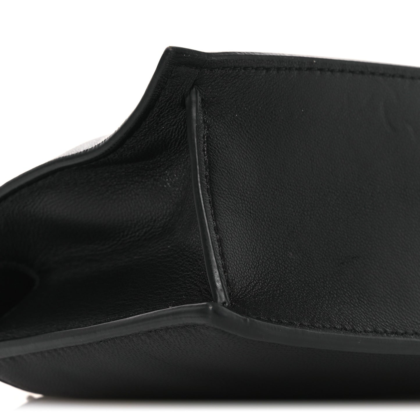 Smooth Calfskin La Pochette Rond Carre Black