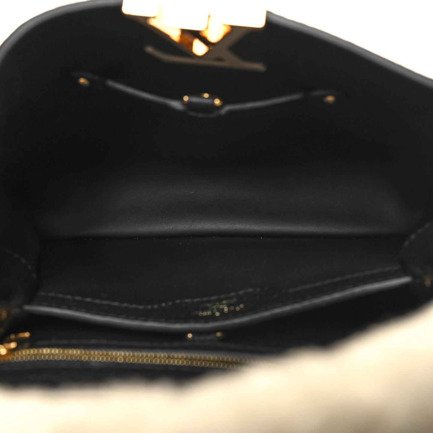 Taurillon Shearling Enamel Blossoms Capucines BB Black