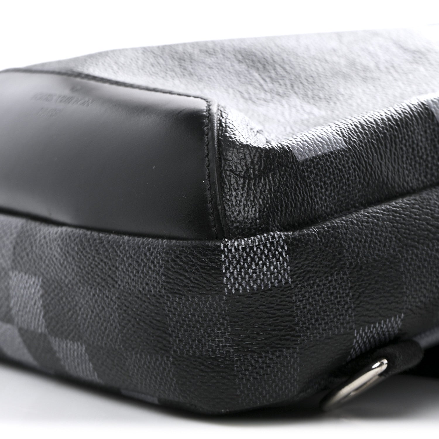 Louis Vuitton Damier Graphite Pixel Avenue Sling Backpack Gris 19 of 27