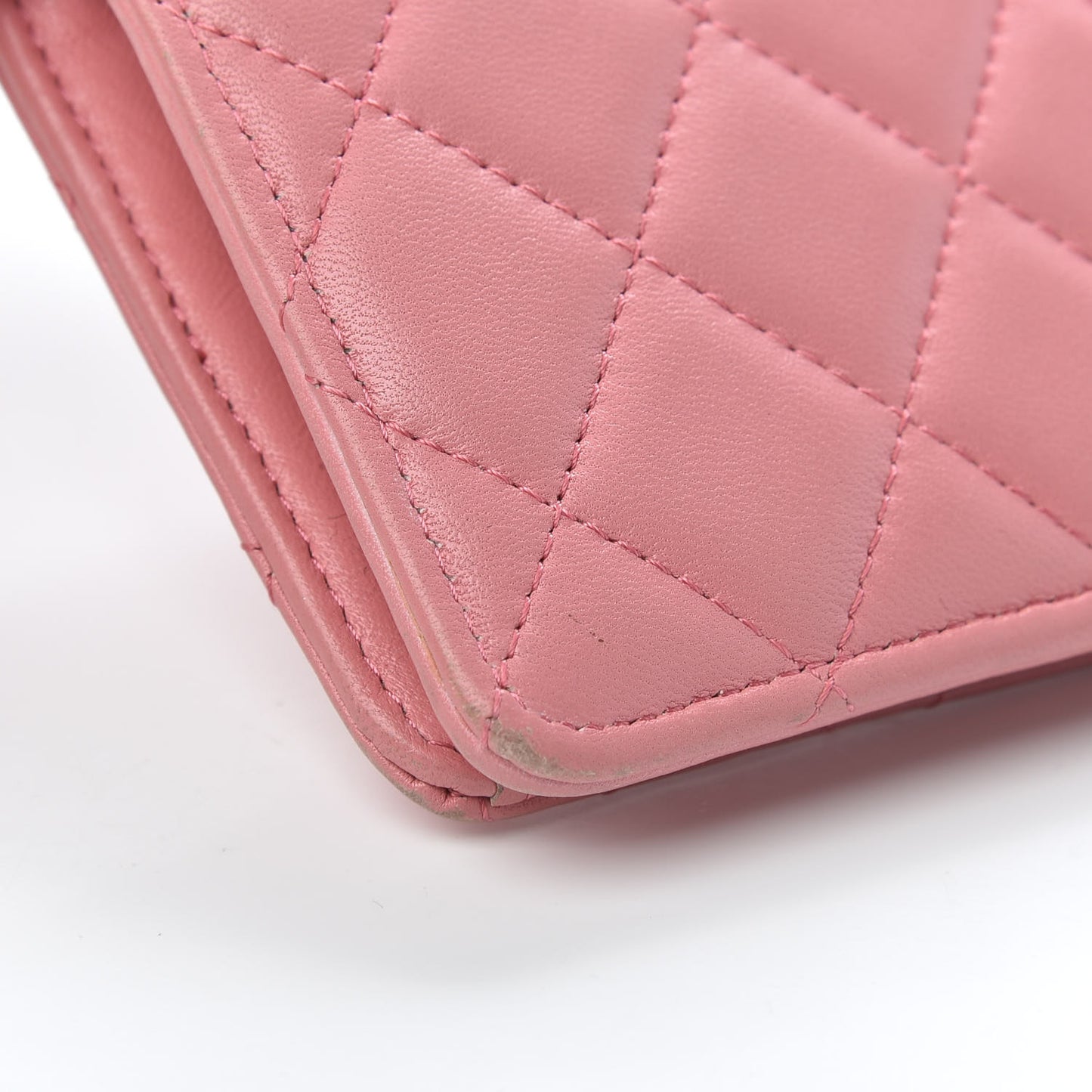 Lambskin Quilted Yen Wallet Pink