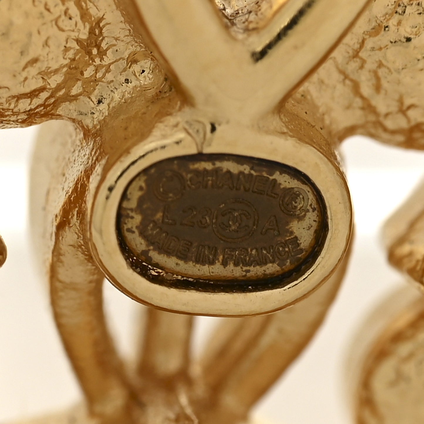 Crystal CC Brooch Gold