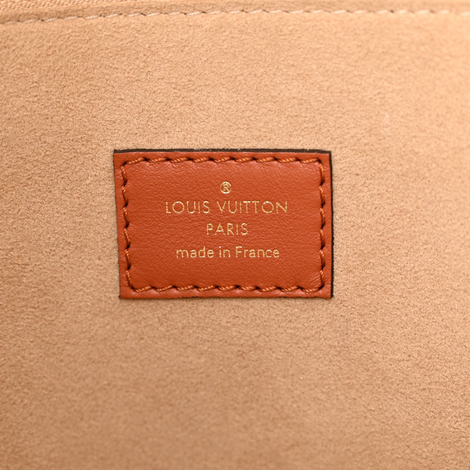 Louis Vuitton Calfskin Monogram Tufting On My Side Galet 6 of 10