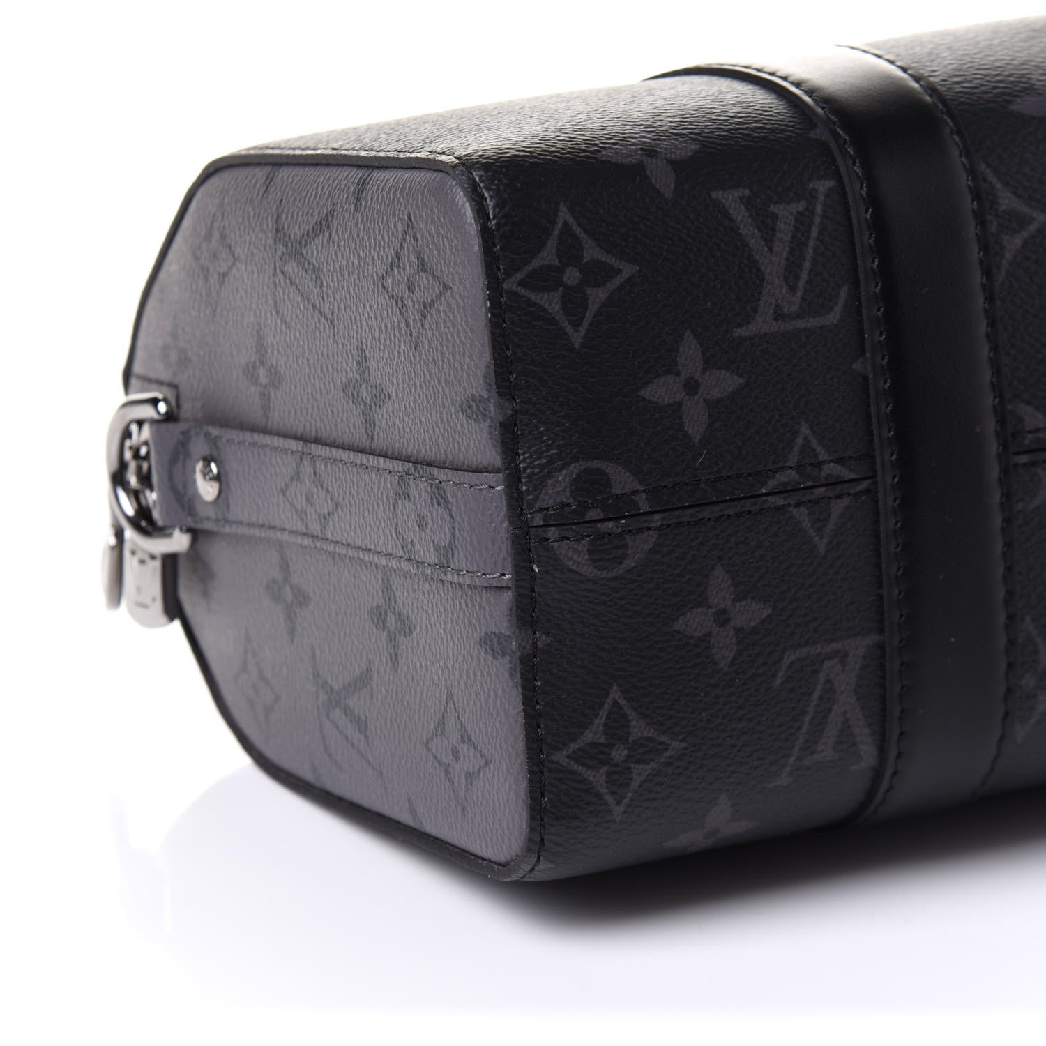 Louis Vuitton Reverse Monogram Eclipse City Keepall 8 of 10