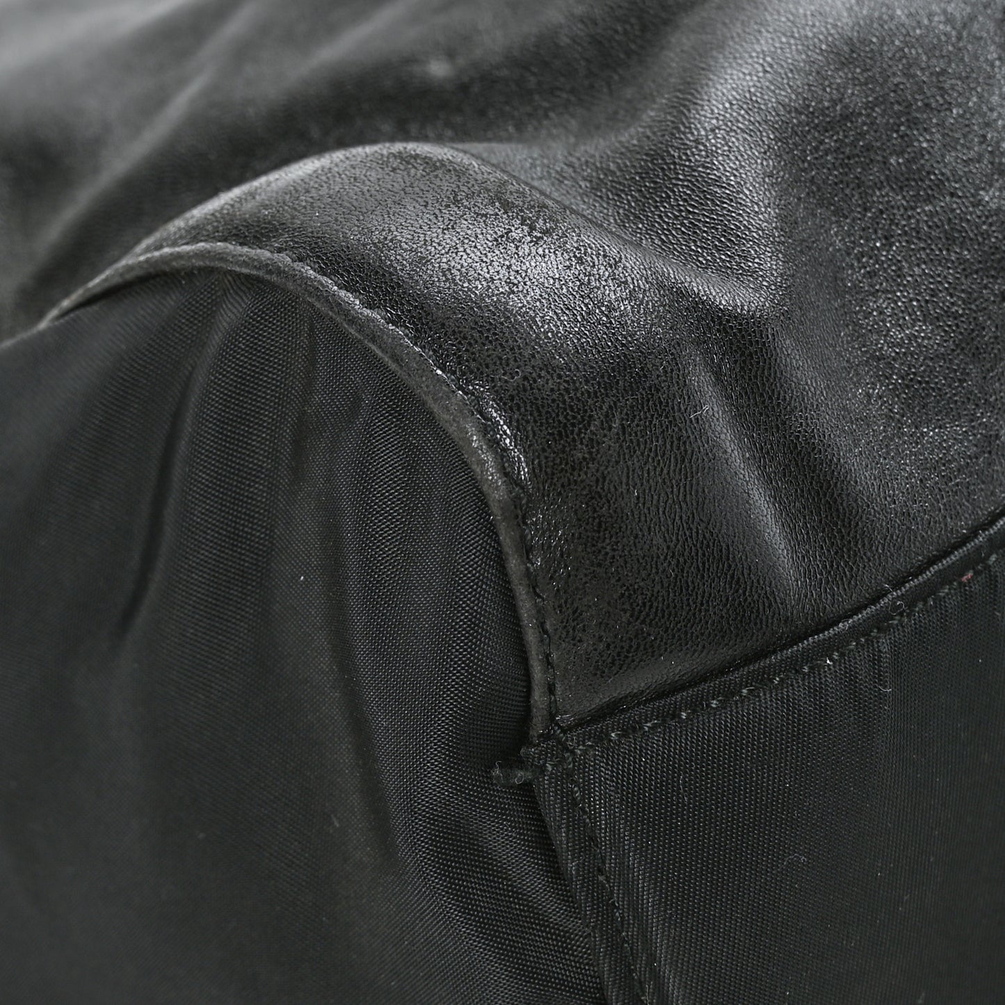 Nappa Tessuto Nylon Chain Tote Black