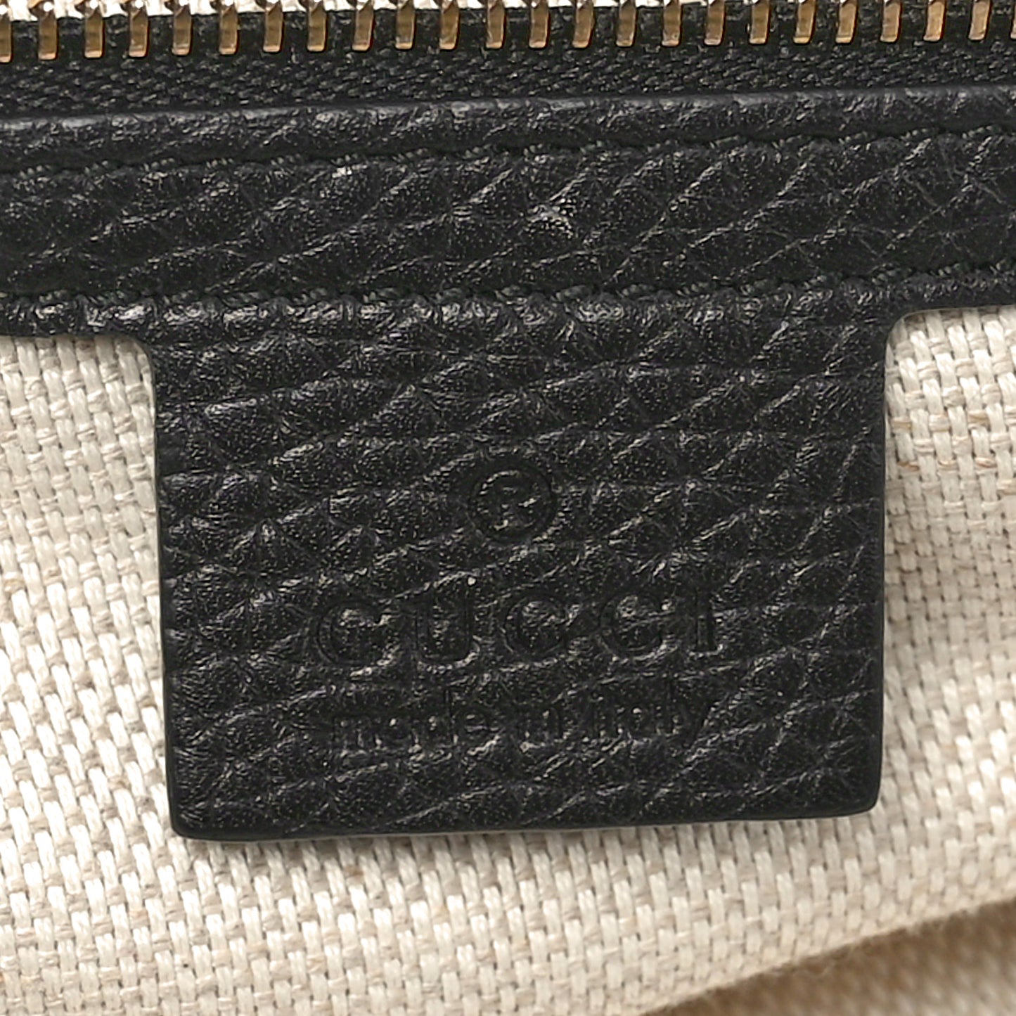 Pebbled Calfskin Large Soho Hobo Black