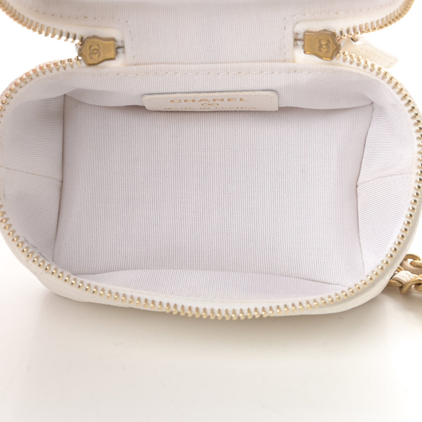 Caviar Quilted Mini Top Handle Vanity With Chain White
