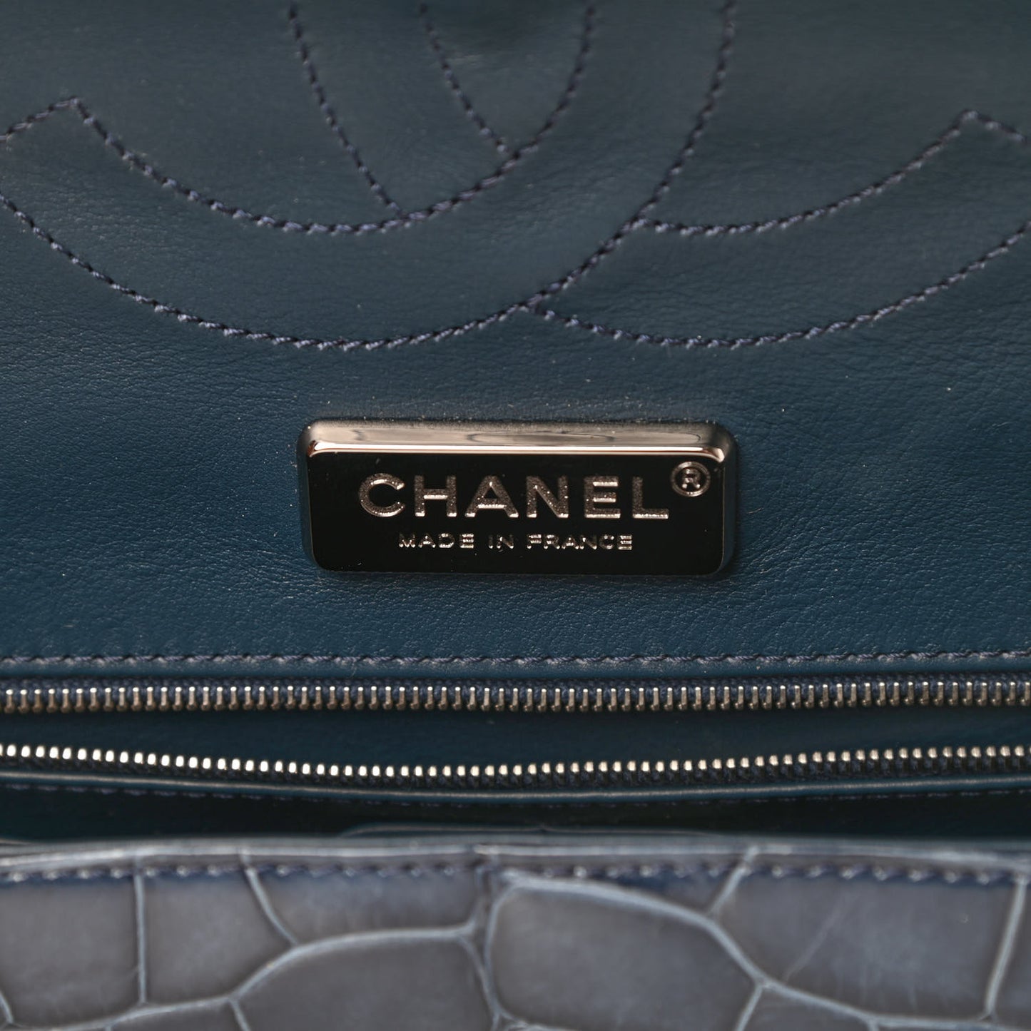 Alligator Jumbo Double Flap Blue