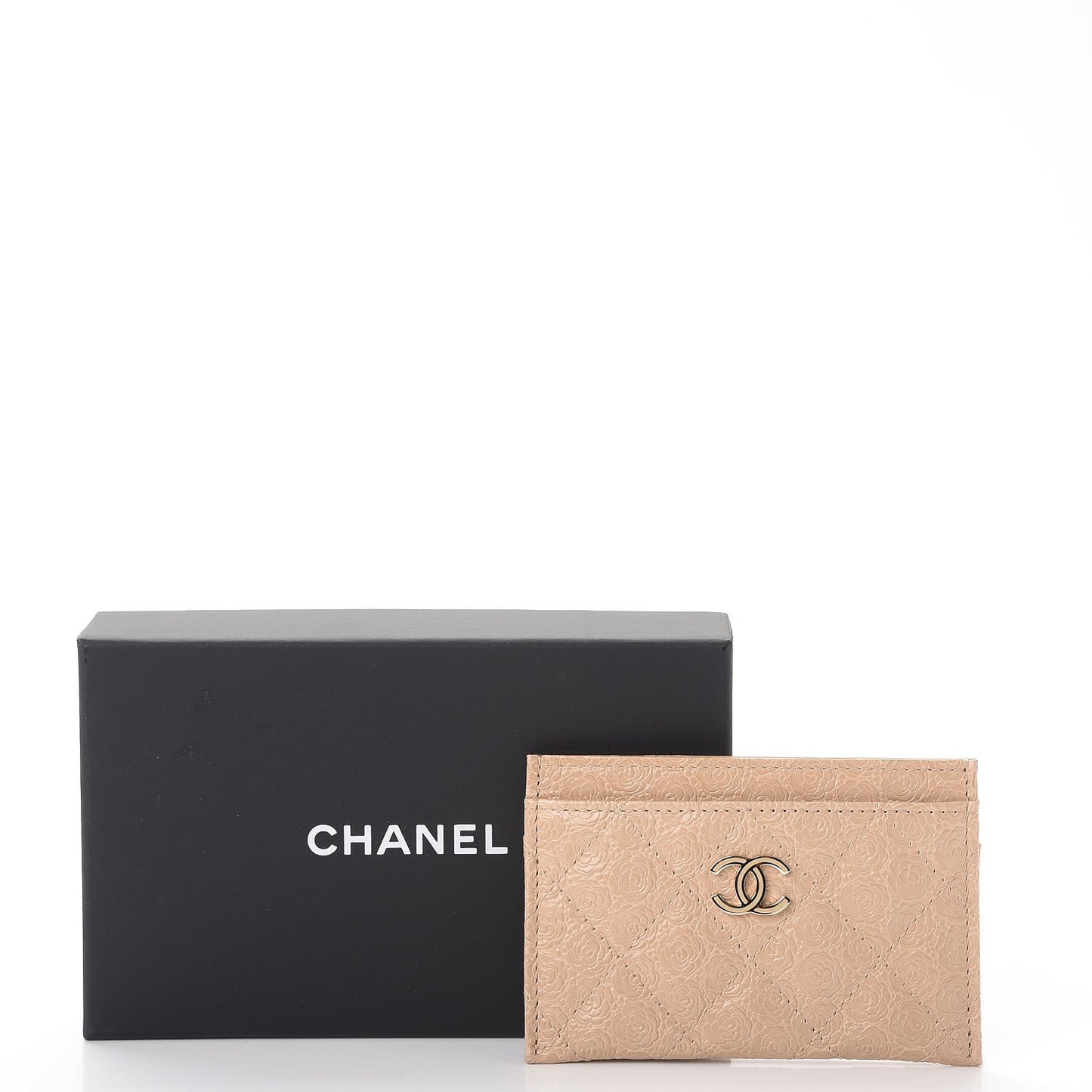 Camellia Calfskin Embossed Quilted Card Holder Beige