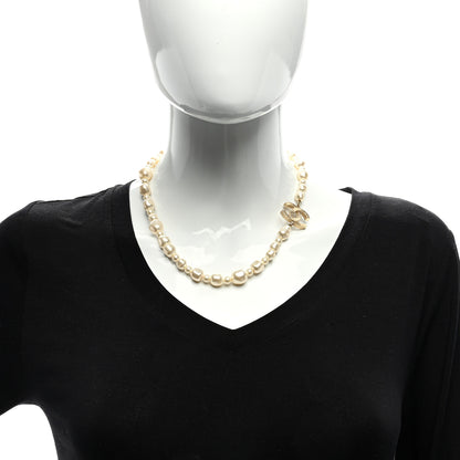 Chanel Graduated Pearl CC Short Necklace Gold 2 of 4