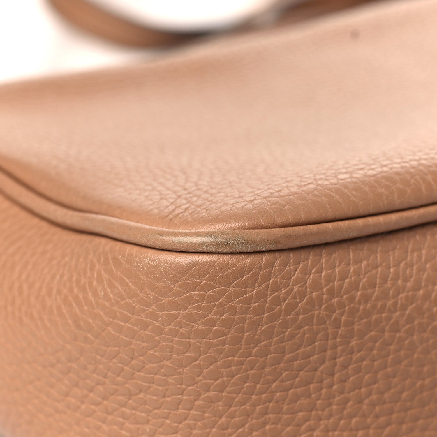 Gucci Pebbled Calfskin Small Soho Disco Bag Camelia 10 of 16