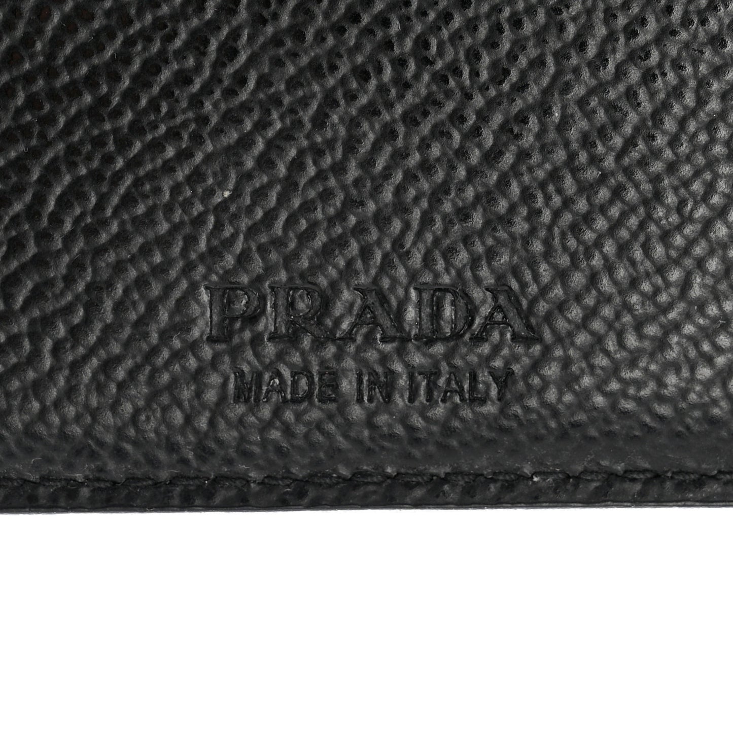 Micro Grain Bi-Fold Wallet Black