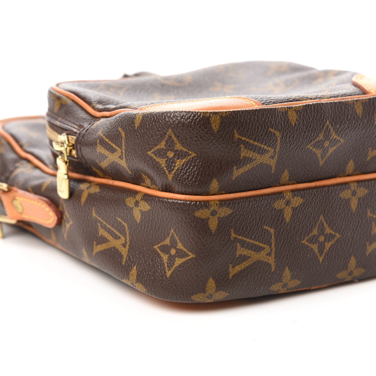 Monogram Amazone