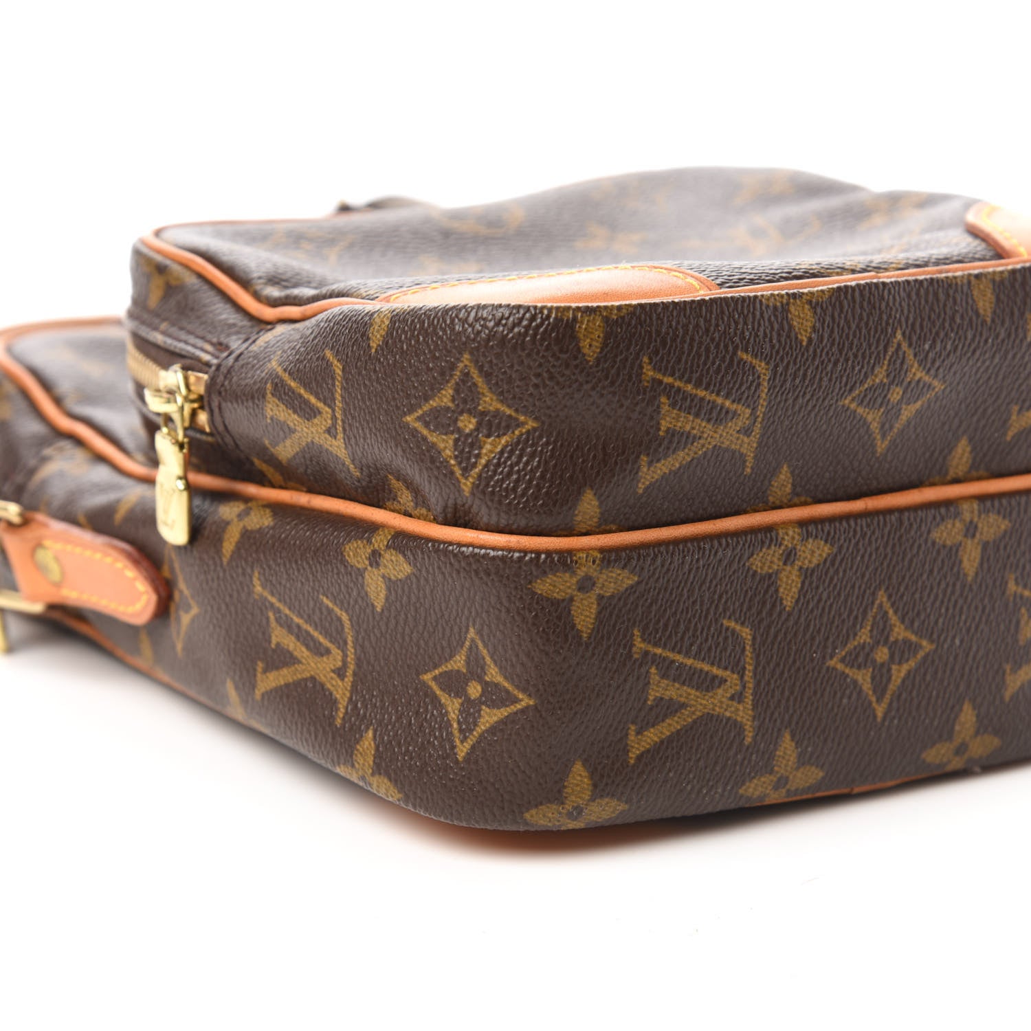 Louis Vuitton Monogram Amazone 6 of 9