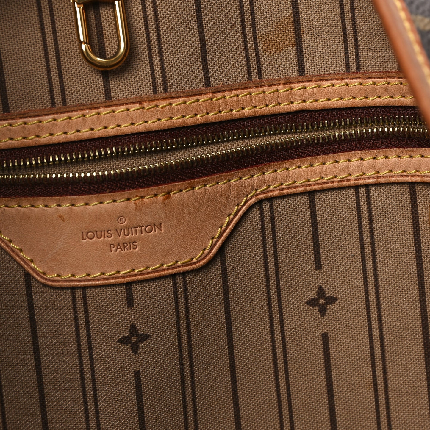 Monogram Delightful GM