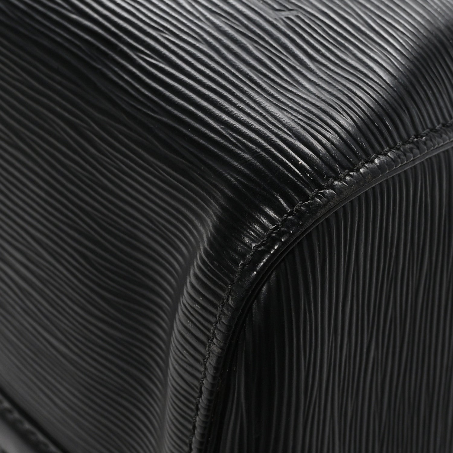 Louis Vuitton Epi Keepall 45 Black 10 of 11