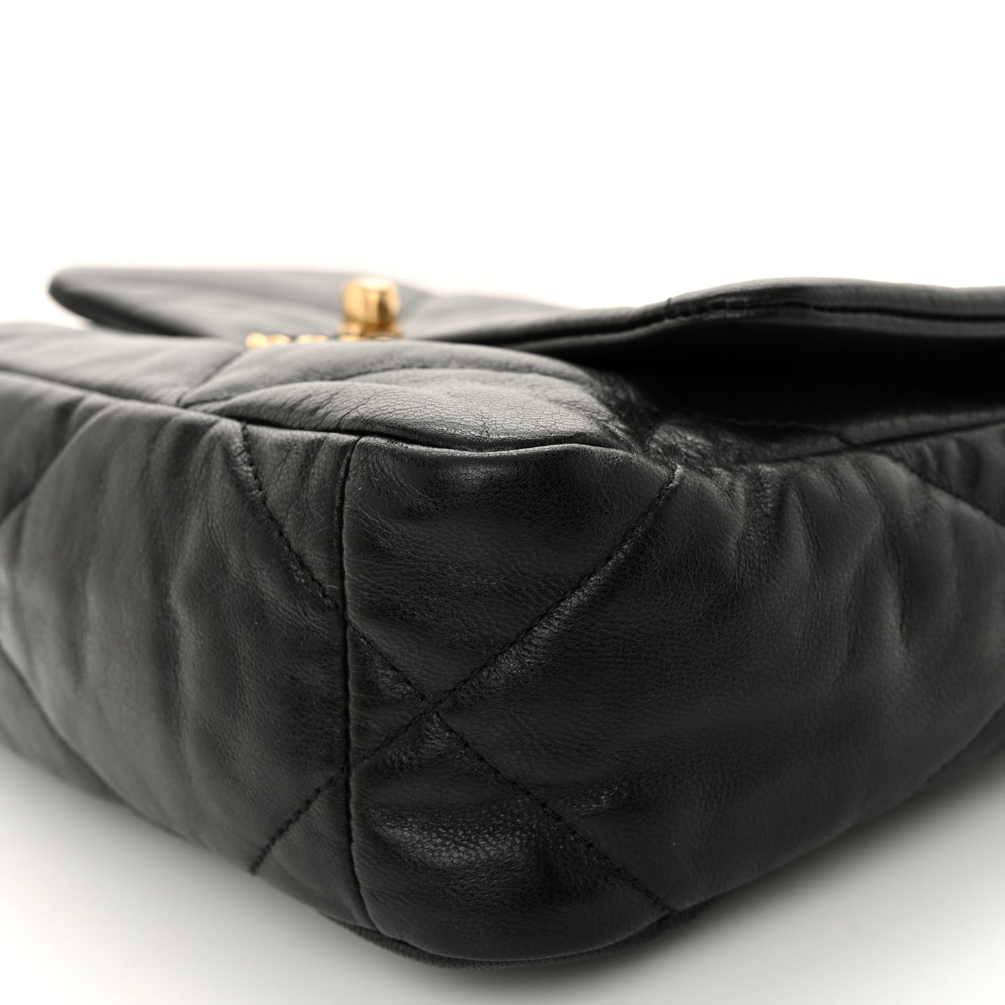 Shiny Goatskin Quilted Medium Chanel 19 Flap Black