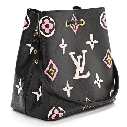 Louis Vuitton Monogram Giant Wild At Heart Neonoe MM Black 3 of 10