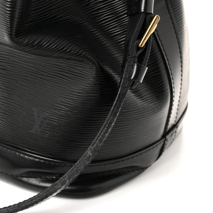Louis Vuitton Epi Noe Black 15 of 15