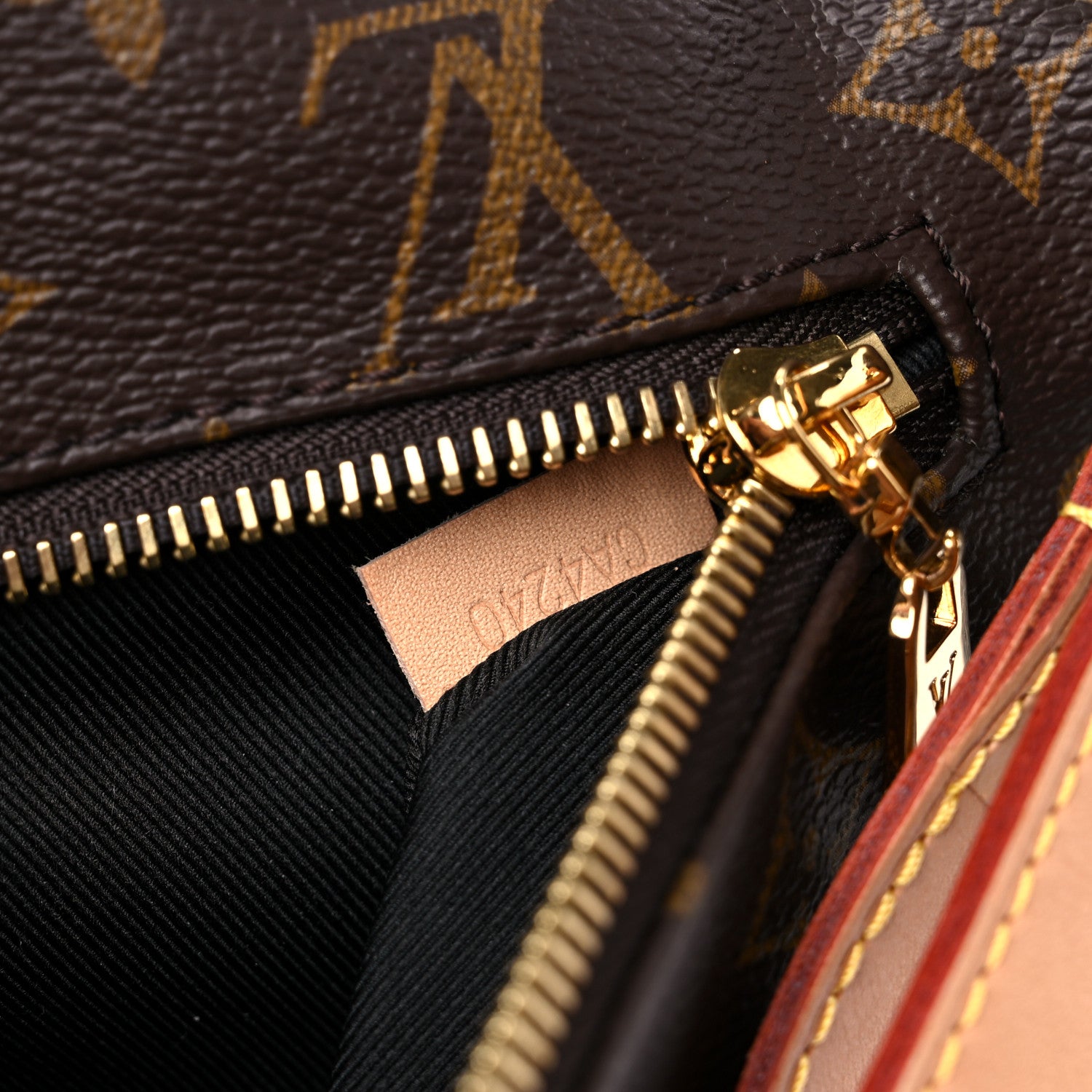 Louis Vuitton Monogram Bumbag 7 of 13