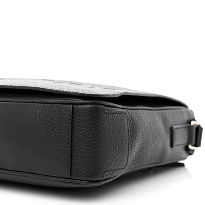 Burberry Grainy Calfskin Embossed Bruno Messenger Black 11 of 11