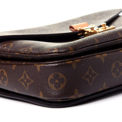 Louis Vuitton Monogram Pochette Metis 17 of 27
