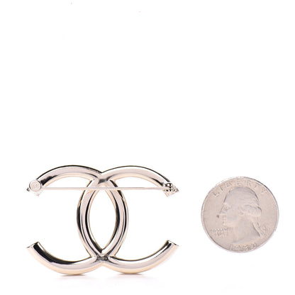 Chanel Crystal Large CC Brooch Gold 2 of 4