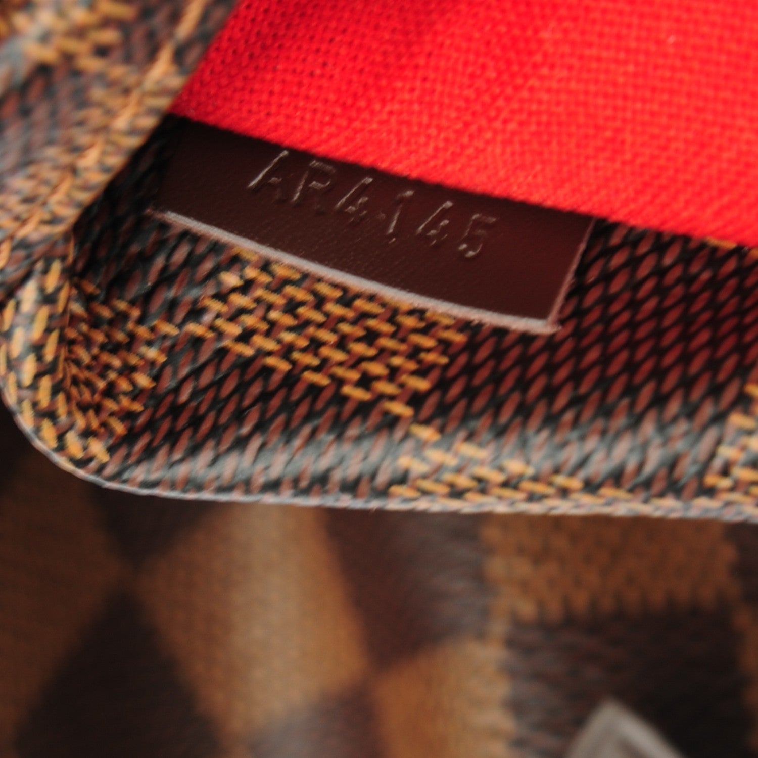 Louis Vuitton Damier Ebene Totally MM 7 of 7